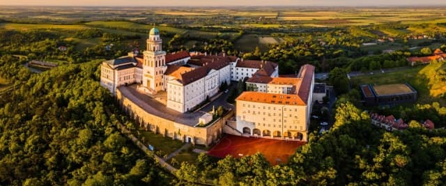 Pannonhalmi apátság belépő