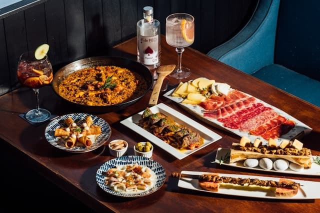 Tapas vacsora Granadában
