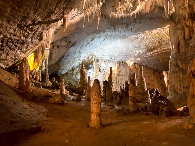 Postojna cseppkőbarlang - Szlovénia