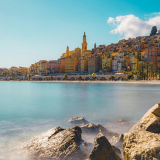 Menton - Photo by Alex Mesmer on Unsplash