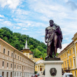 Herkulesfürdő - Herkules szobor